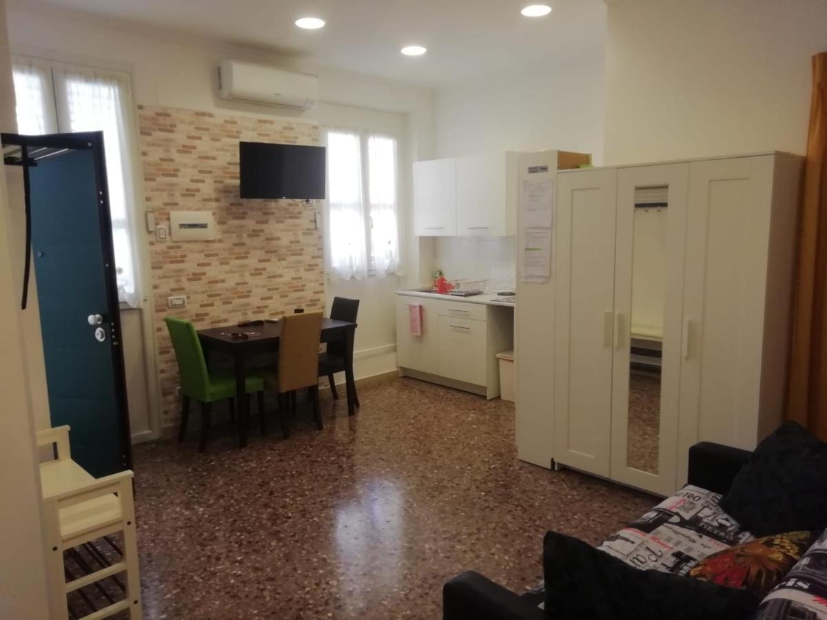 Apartment Urbino 33 Rom Eksteriør billede
